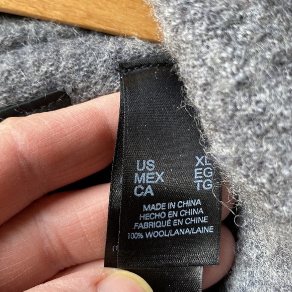 AXCESS by Liz Claiborne Boiled Wool Boxy Cropped 1/2 Sleeve Cardi/Jacket/Shrug - Picture 7 of 8